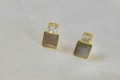 Premium everyday jewellery from The White Store India