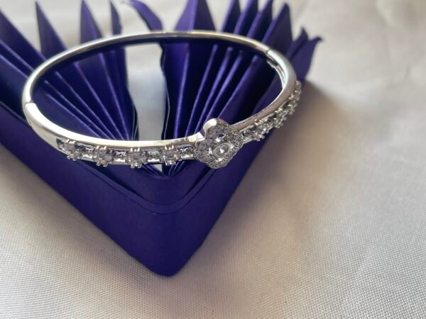 Premium everyday jewellery from The White Store India