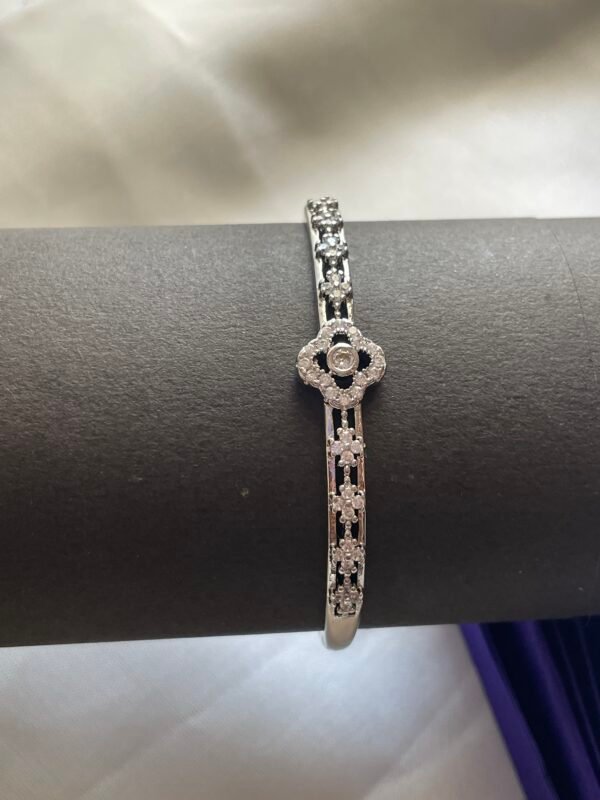 Premium everyday jewellery from The White Store India