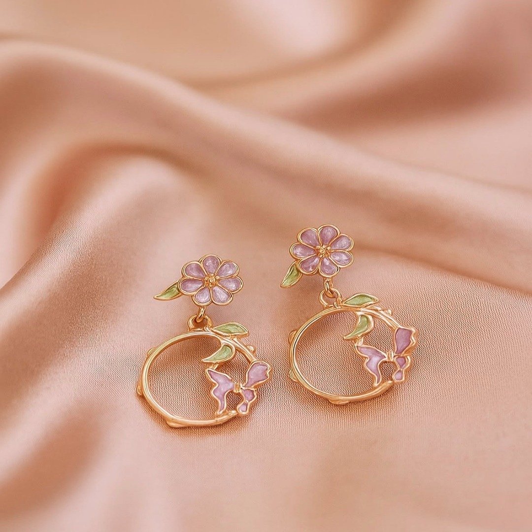 Modern jewellery collection for women | The White Store India