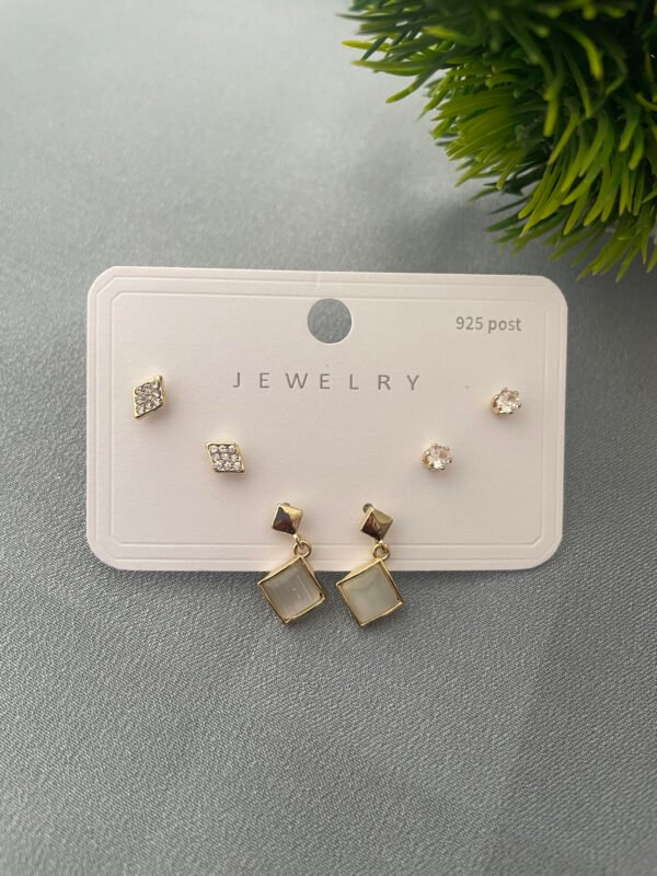 Stylish women’s jewellery collection | The White Store India